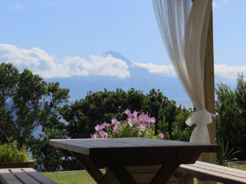 Grandioser Blick &uuml;ber die Terrasse
